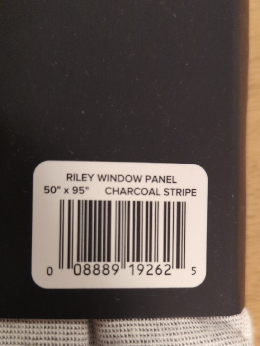 UGG Riley Window Panel - Light Heather Gray - Picture 5 of 5